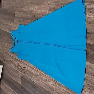 Beautiful teal sleeveless maxi dress perfect for the summer heat